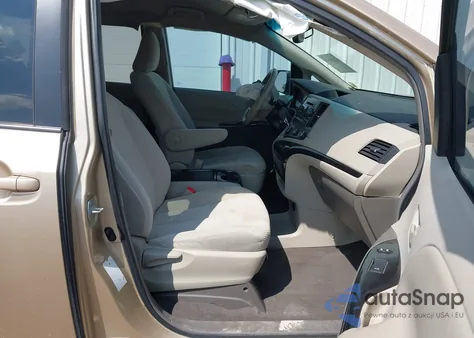 2011 Toyota Sienna Le V6 из США, поврежденный, VIN 5TDKK3DCXBS039123